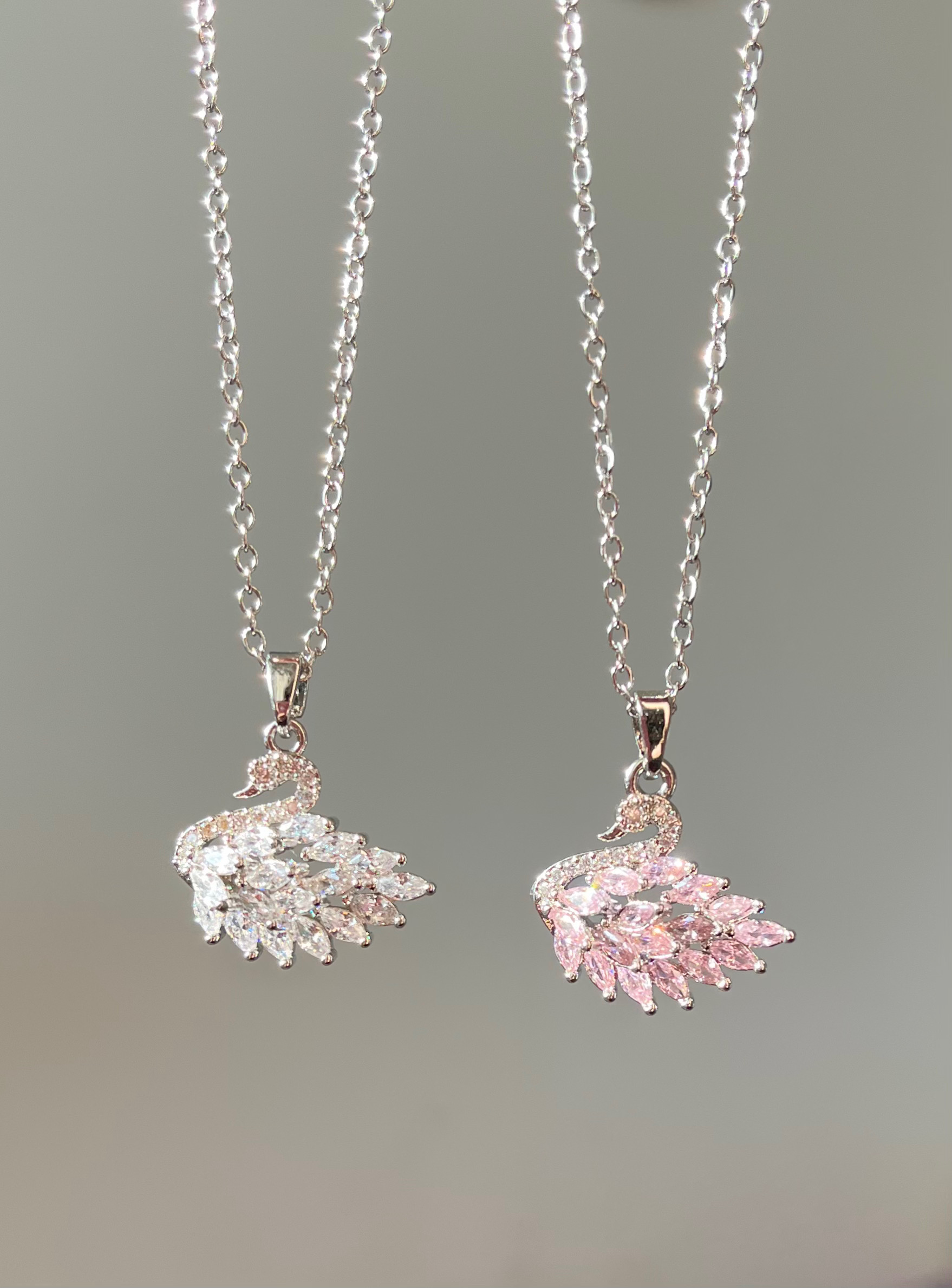 گردنبند های قو