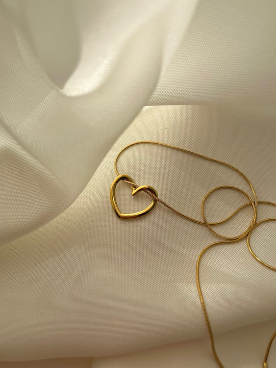 گردنبند قلب طلایی