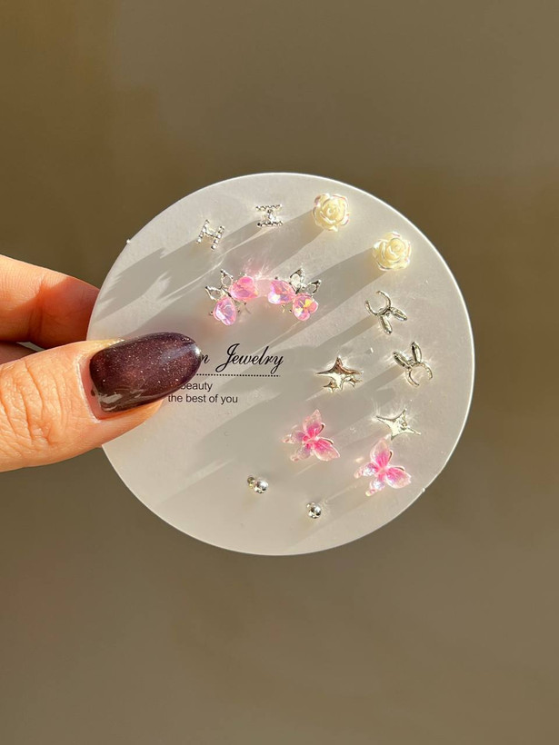 پک گوشواره میخی