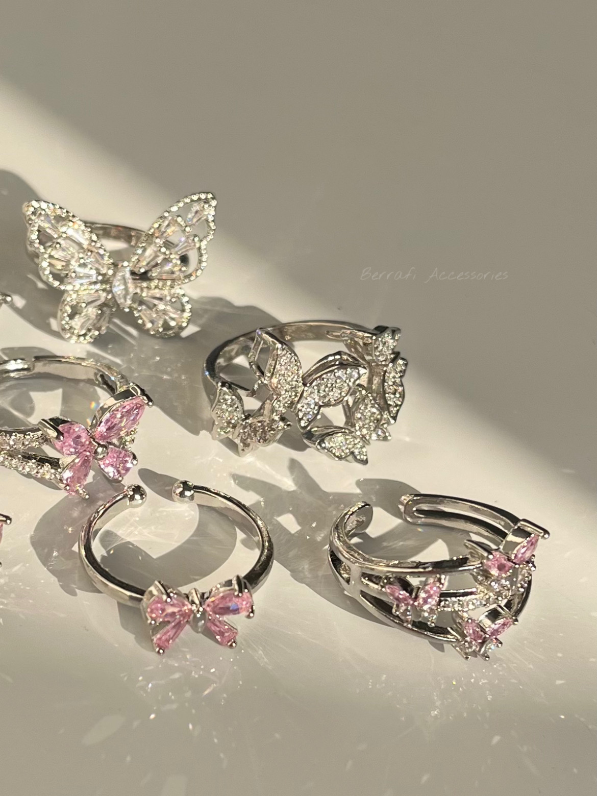 انگشتر های پروانه جواهری