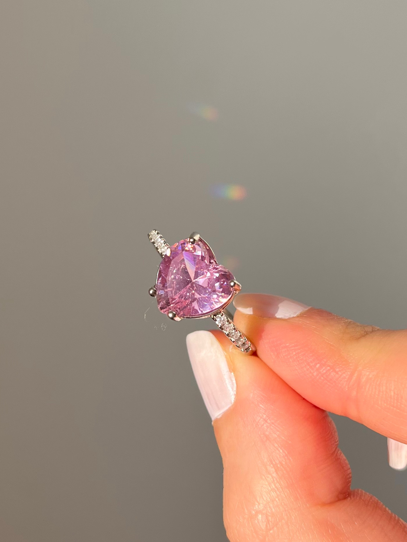 انگشتر قلب صورتی جواهری