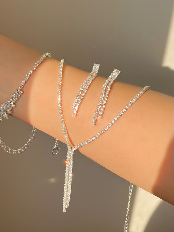 نیمست جواهری