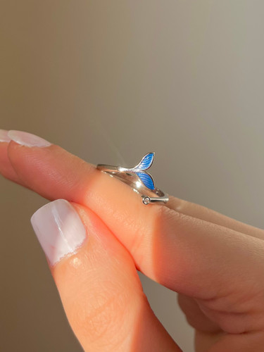 انگشتر وال آبی