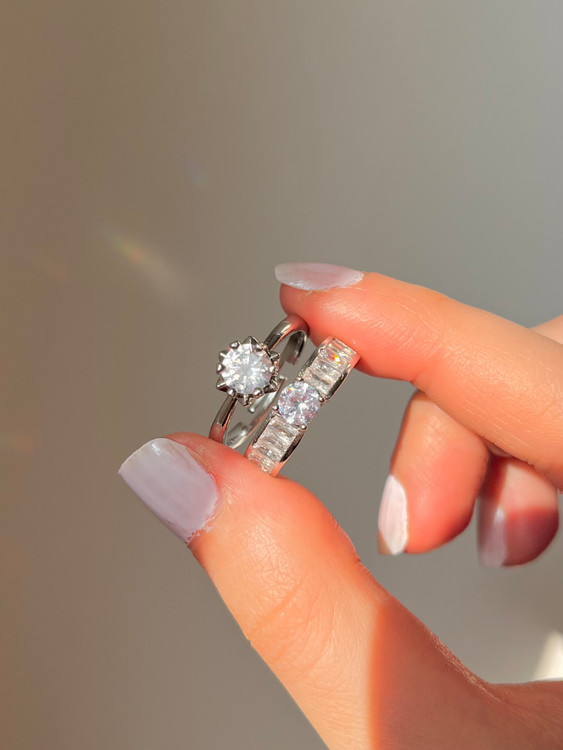 حلقه های جواهر