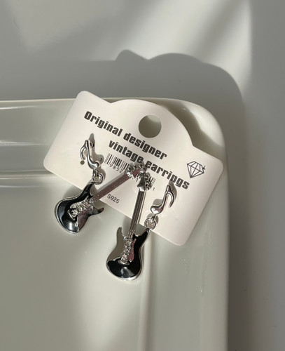 گوشواره گیتار