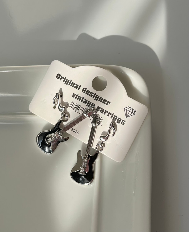 گوشواره گیتار