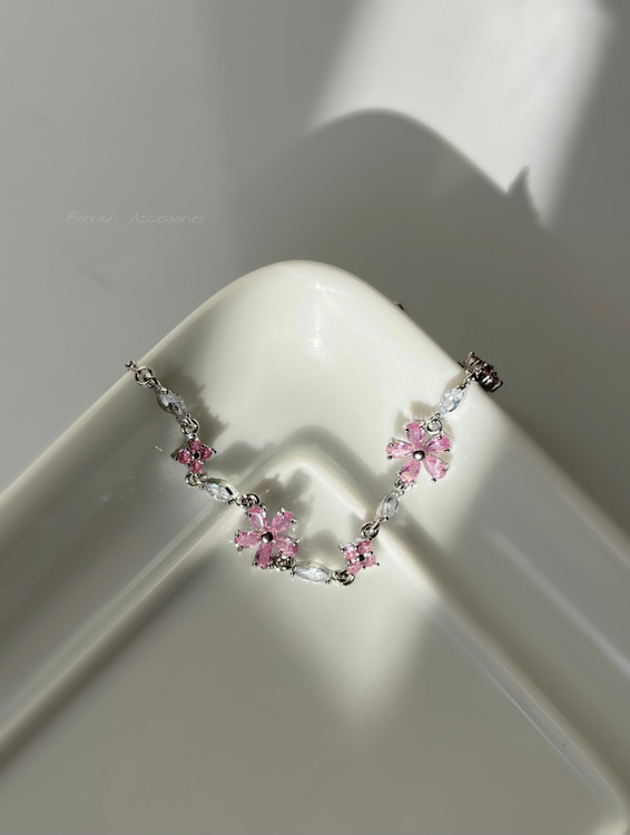 دستبند شکوفه صورتی