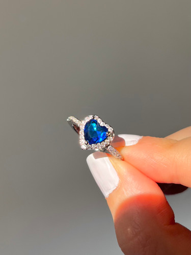 انگشتر قلب جواهری