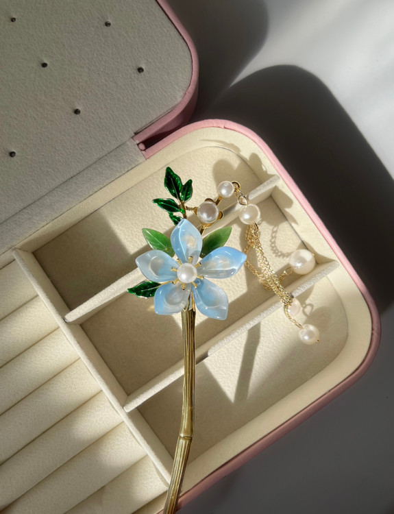 کانزاشی گل و مروارید