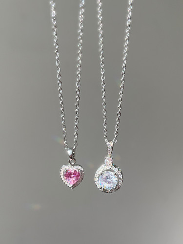 گردنبند قلب و نگین گرد جواهر