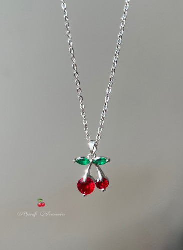گردنبند گیلاس
